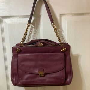 Chic Plum Shoulder Bag with Gold Chain